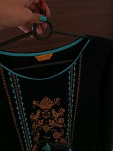 A Straight Fit Winter Wear Kurta