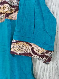 Teal Cotton Kurti with Leaf-Print Yoke &amp; Matching