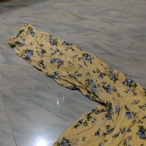 🌼 Elegant Yellow Floral Maxi Dress 🌼