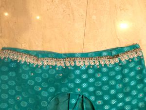 Saree With Blouse FIROZEE COLOUR 250/- 📌
