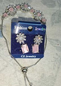 earrings and braslet