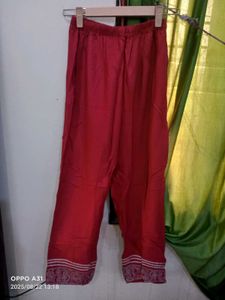 New Three Pcs Beautiful Pakistani Suit