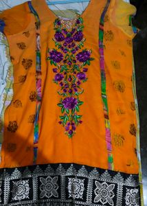 Salwar Suit Set With Free Dupatta