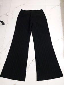 black bootcut pant👔