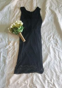 free shipping.....Elegant Black Lace Dress