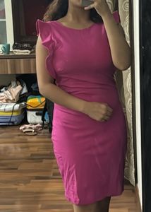 Forever New Backless dress with stylish sleeves