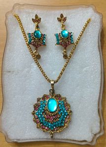 Elegant Necklace & Earring Set