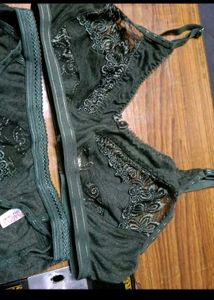 Elegant Bra &amp; Panty Set