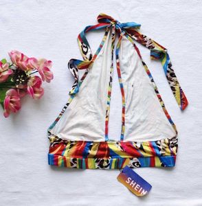 Shein : Halter Neck Crop Top