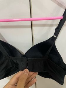 Black Nursing Bra - Size 32-34