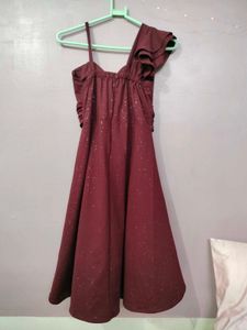 MAROON ONE SHOULDER PARTY DRESS