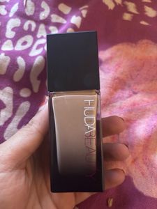 Huda Beauty Foundation