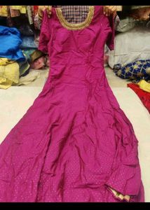 🔥Purple Gown With Duppata 🔥