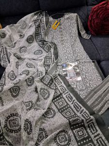 Elegant Printed Kurta Set m size