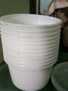 White Useful Container New With Lid