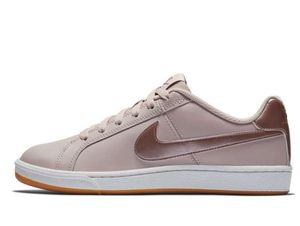 Original Nike Court Royale Tennis Shoes (women)