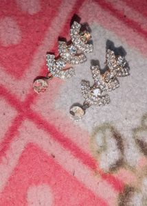 Elegant Necklace with earrings