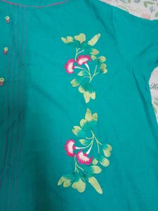Embroidered Green Kurta