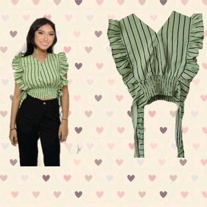 Ruffled Striped Crop Top🌸🤌✨✨