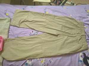 Khaki Cargo Pants(Size L)