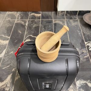 Wooden Mortar and Pestle Set