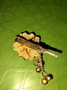 Golden Flower hair clip