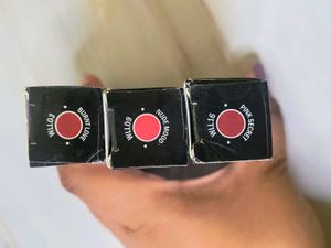 Womaniya Liquid Lipstick