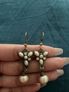 Vintage-Style Pearl Drop Earrings