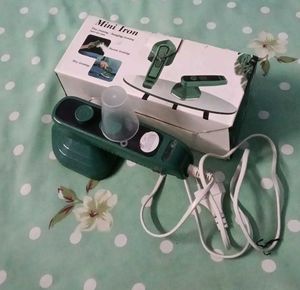 Mini Iron - Portable Steamer