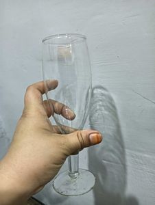 1 Wine Glass🥂