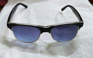 Sunglass
