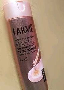 Lakme Peach Milk Moisturizer SPF30