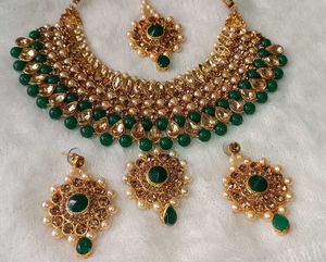 Green & Gold Jewelry Set