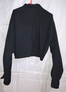 Black Cropped Top.