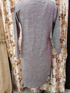 Elegant Grey Knit Cardigan