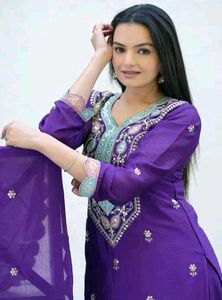 (L) Kashvi Sensational Women Sharara Set .