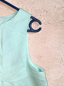 Trendy Summer Fashion Crop Top Sleeveless