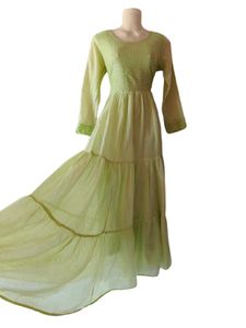 ✨ Elegant Pastel Green Flowy Maxi Dress💚