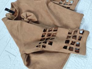 Women Cute Crop Top with Bow Detail