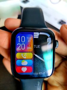 Apple Series 7....