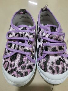Cutewalk Baby Shoes Velcro Purple Shimmery