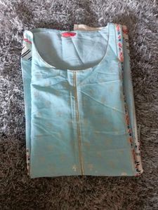 0% Used.Beautiful Floral Print Kurti