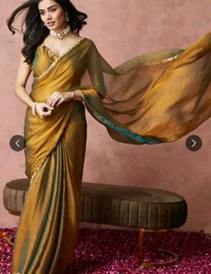 Elegant Gold Tone Saree