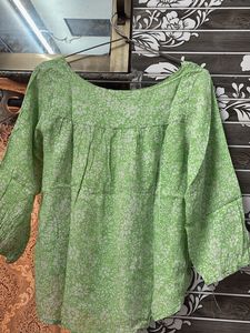 Floral Green Button-Up Top