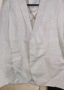 Light Beige Linen Blazer