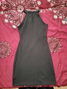 Elegant black bodycon dress by Tokyo Talkies