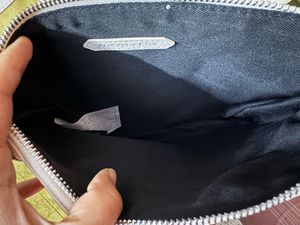 New Kendall + Kylie Bag With Pouchette(Check Flaws