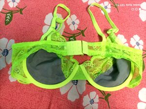 Underwired Pushup Lacy Neon Green