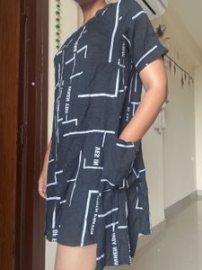 Abstract Print Pocket Dress