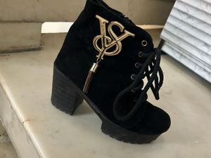 Stylish Black Heeled Booties